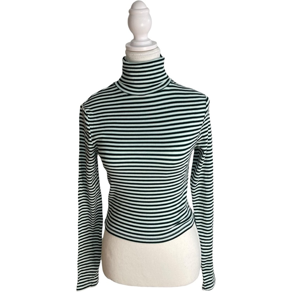 Levi’s Moon Rib Turtleneck Black Green
